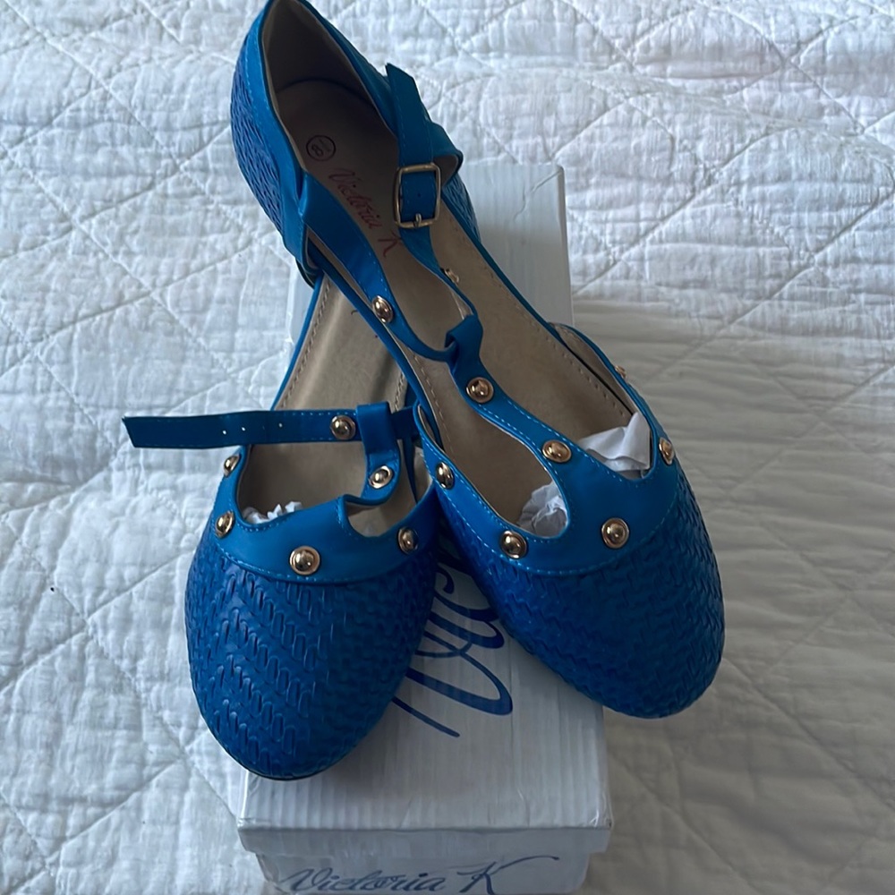 Women’s shoes 8.5US
